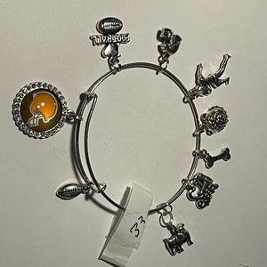 Cleveland Browns NFL Custom Expandable Charm Bracelet NEW #33
